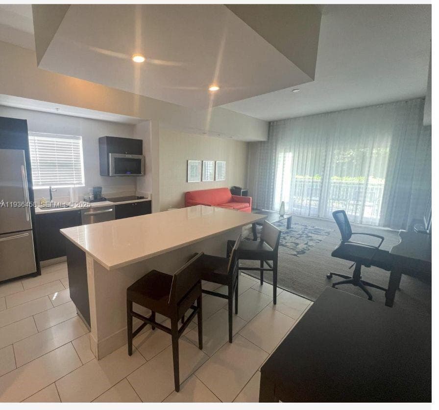 5300 NW 87th Ave # 601, Doral FL 33178 — 2