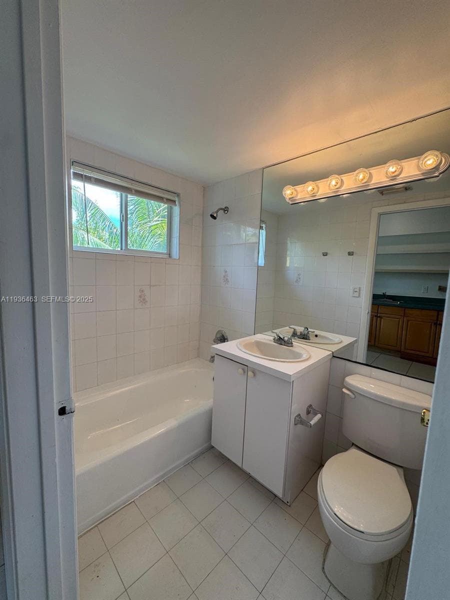 680 NE 88th Ter # 11, Miami FL 33138 — 6