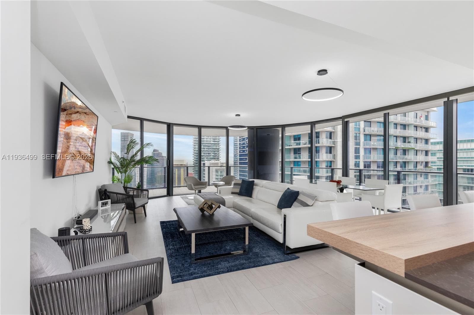 1000 Brickell Plz # 3902, Miami FL 33131 — 2