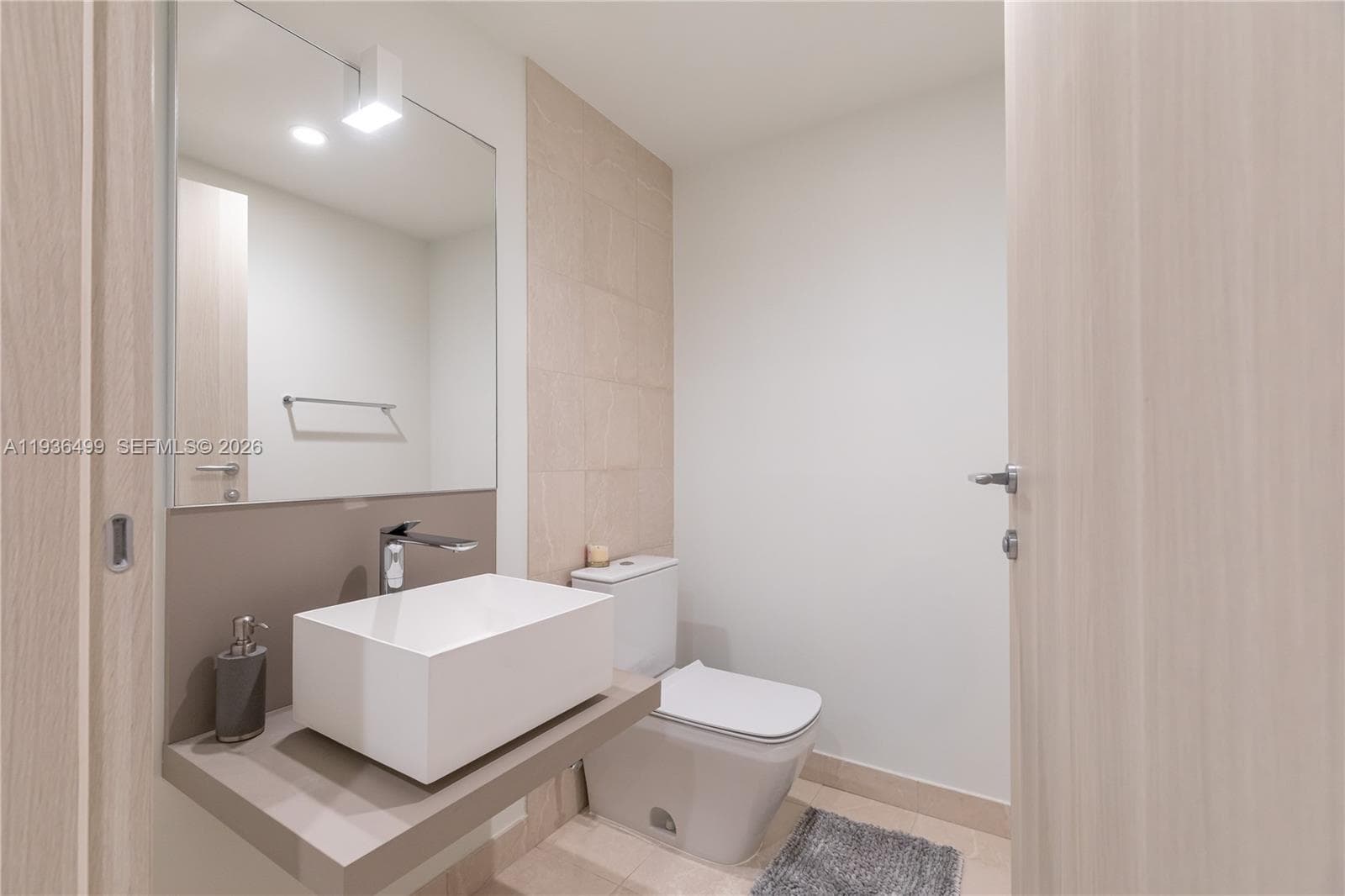 1000 Brickell Plz # 3902, Miami FL 33131 — 12
