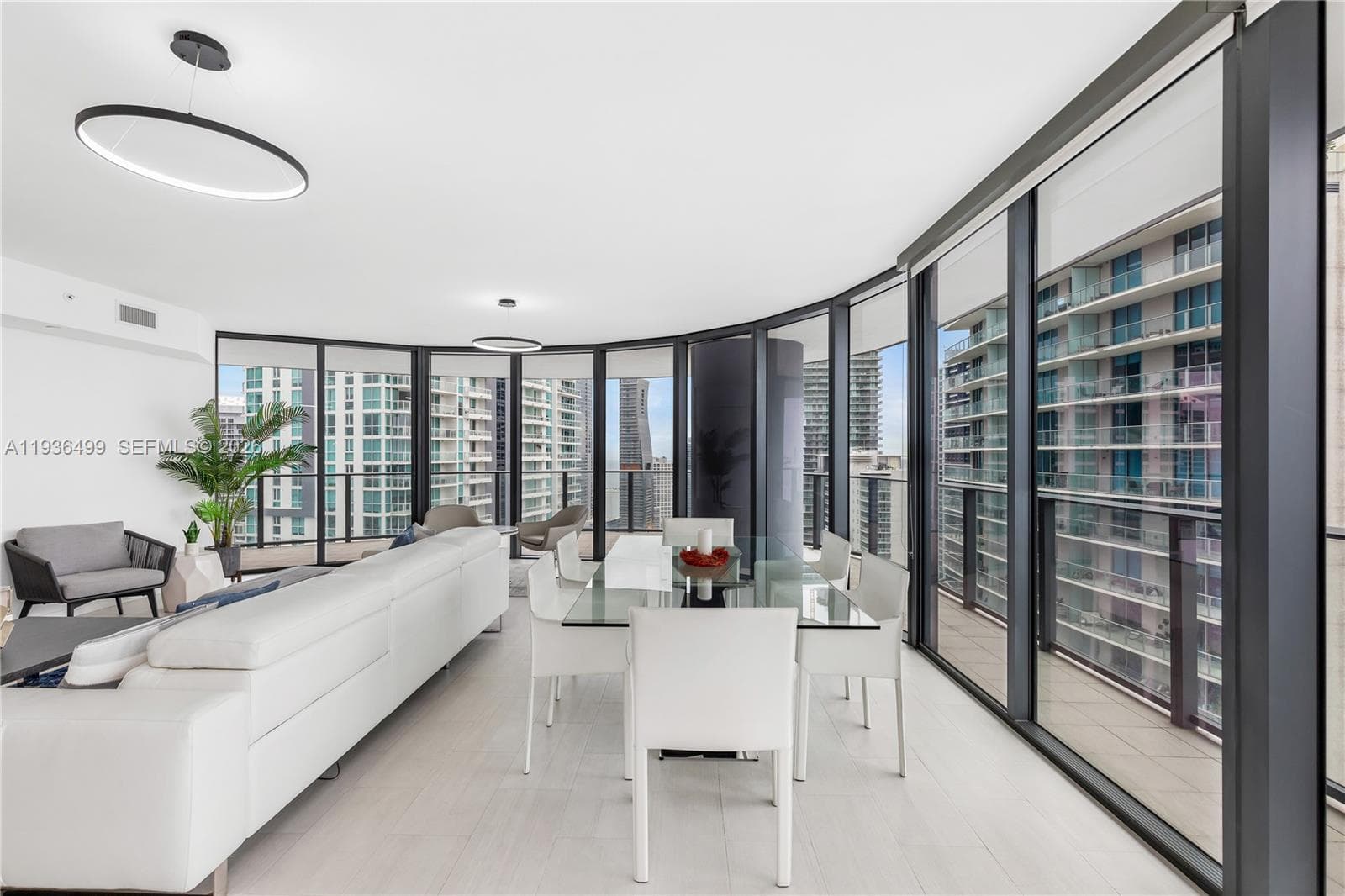 1000 Brickell Plz # 3902, Miami FL 33131 — 3