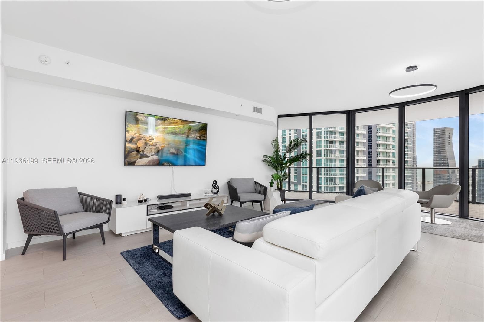 1000 Brickell Plz # 3902, Miami FL 33131 — 5