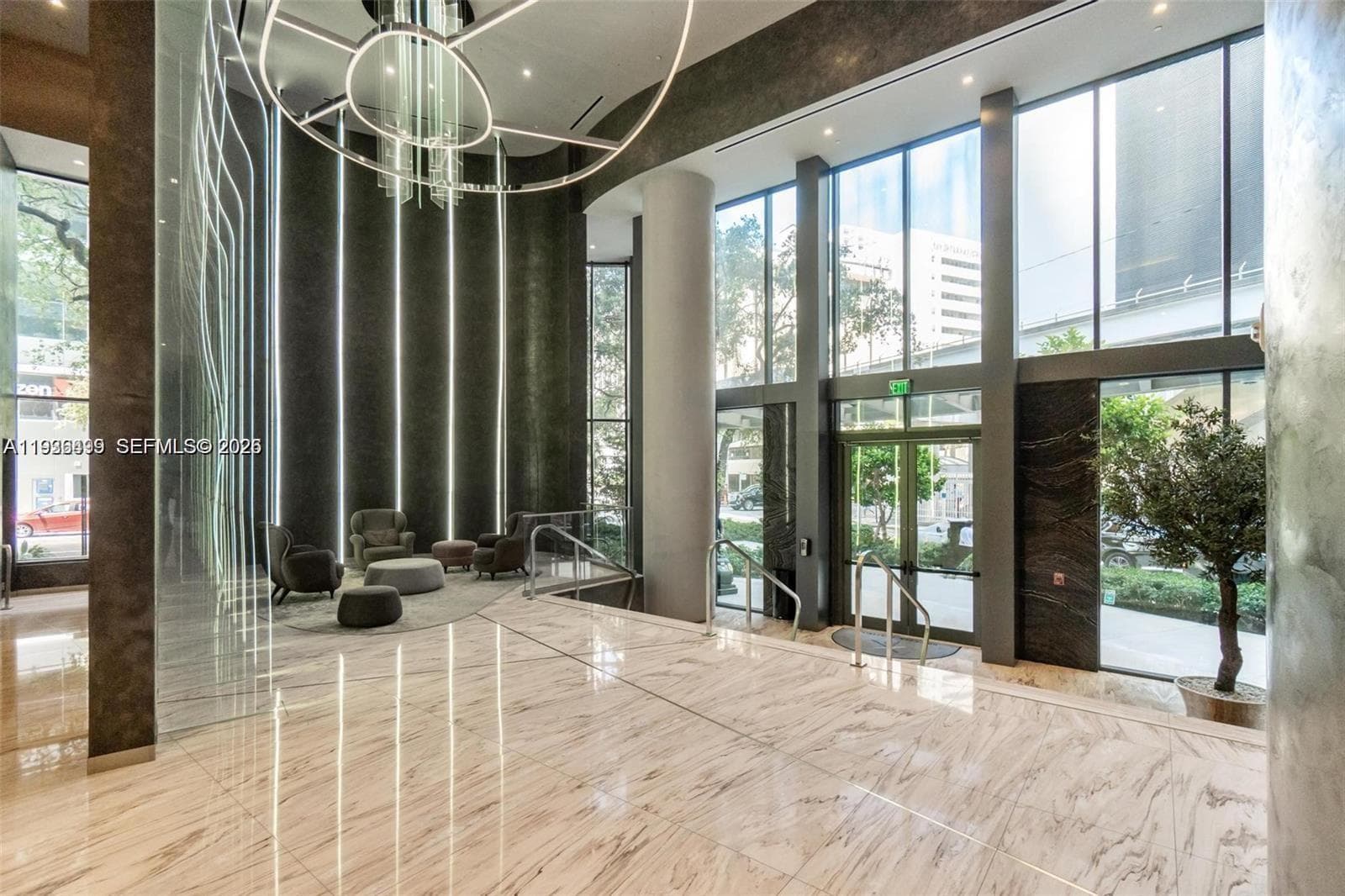 1000 Brickell Plz # 3902, Miami FL 33131 — 34