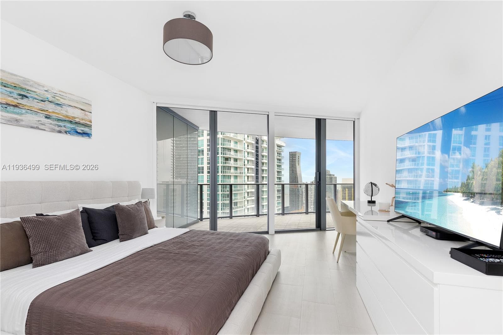 1000 Brickell Plz # 3902, Miami FL 33131 — 14