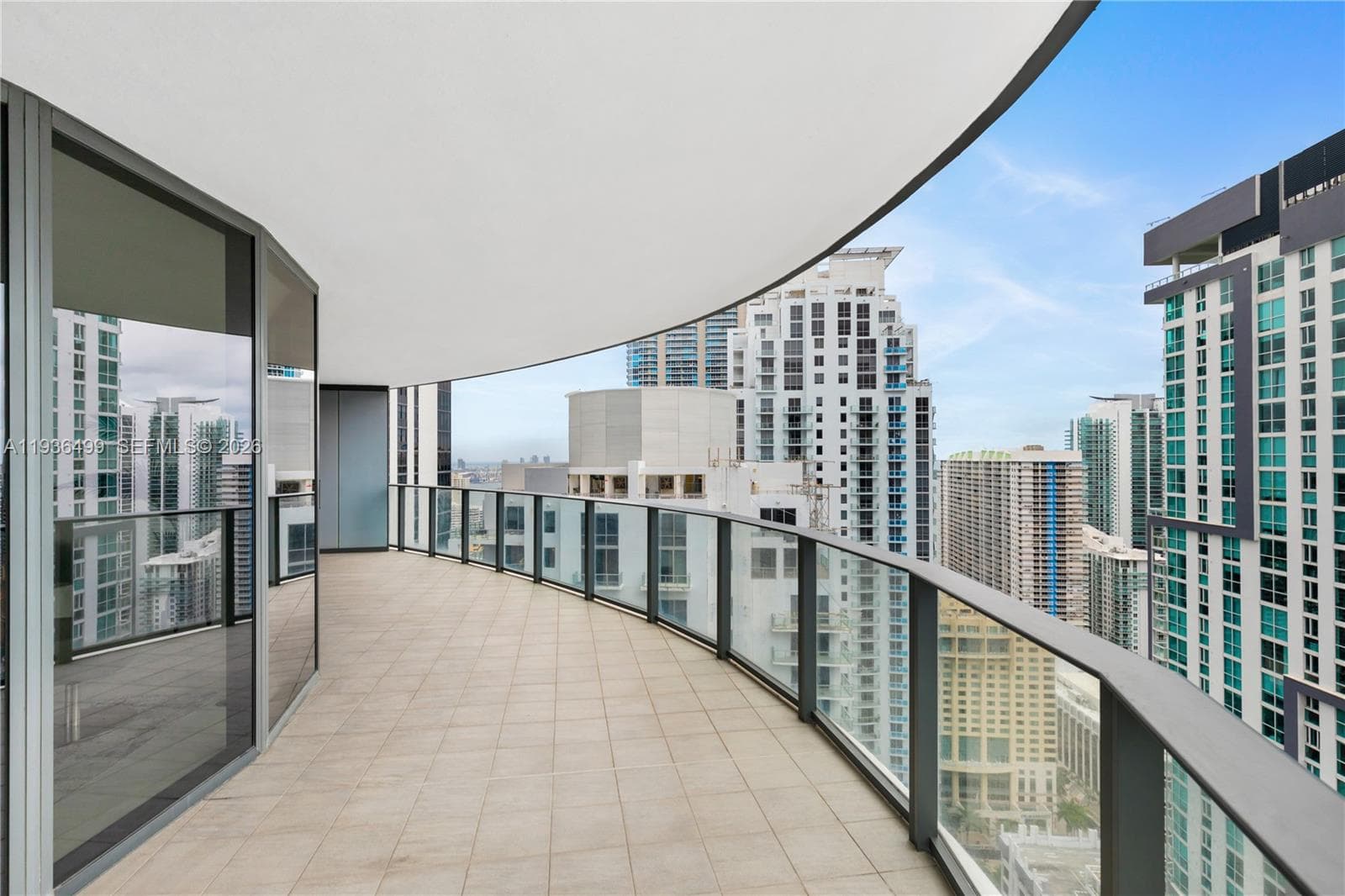 1000 Brickell Plz # 3902, Miami FL 33131 — 58