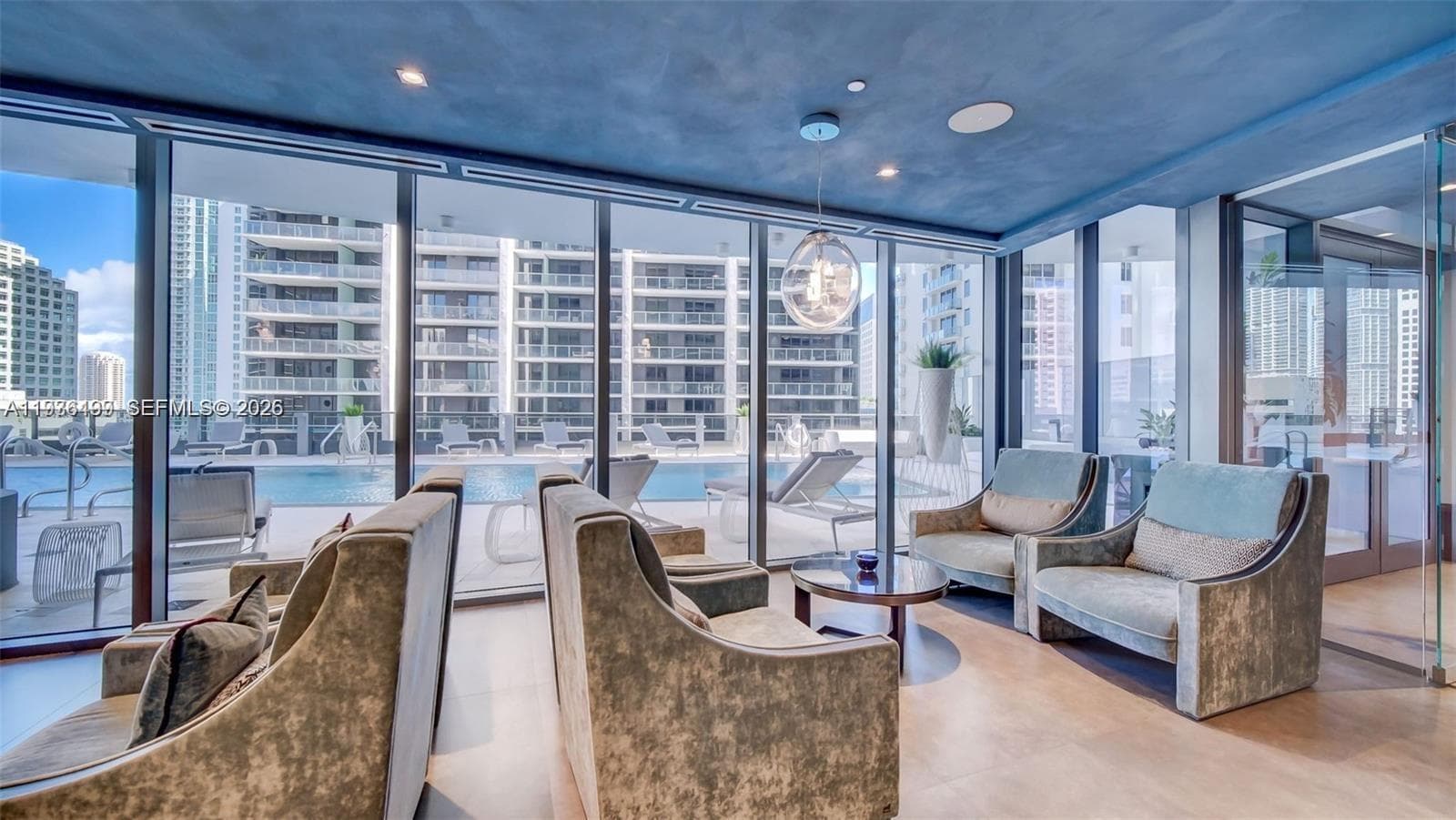 1000 Brickell Plz # 3902, Miami FL 33131 — 48