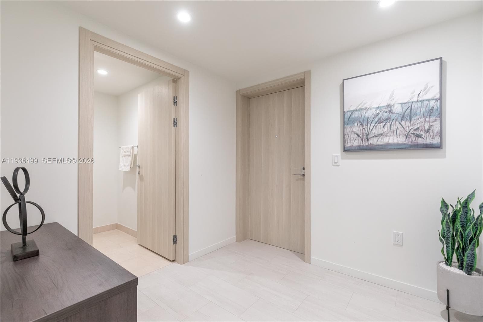 1000 Brickell Plz # 3902, Miami FL 33131 — 11