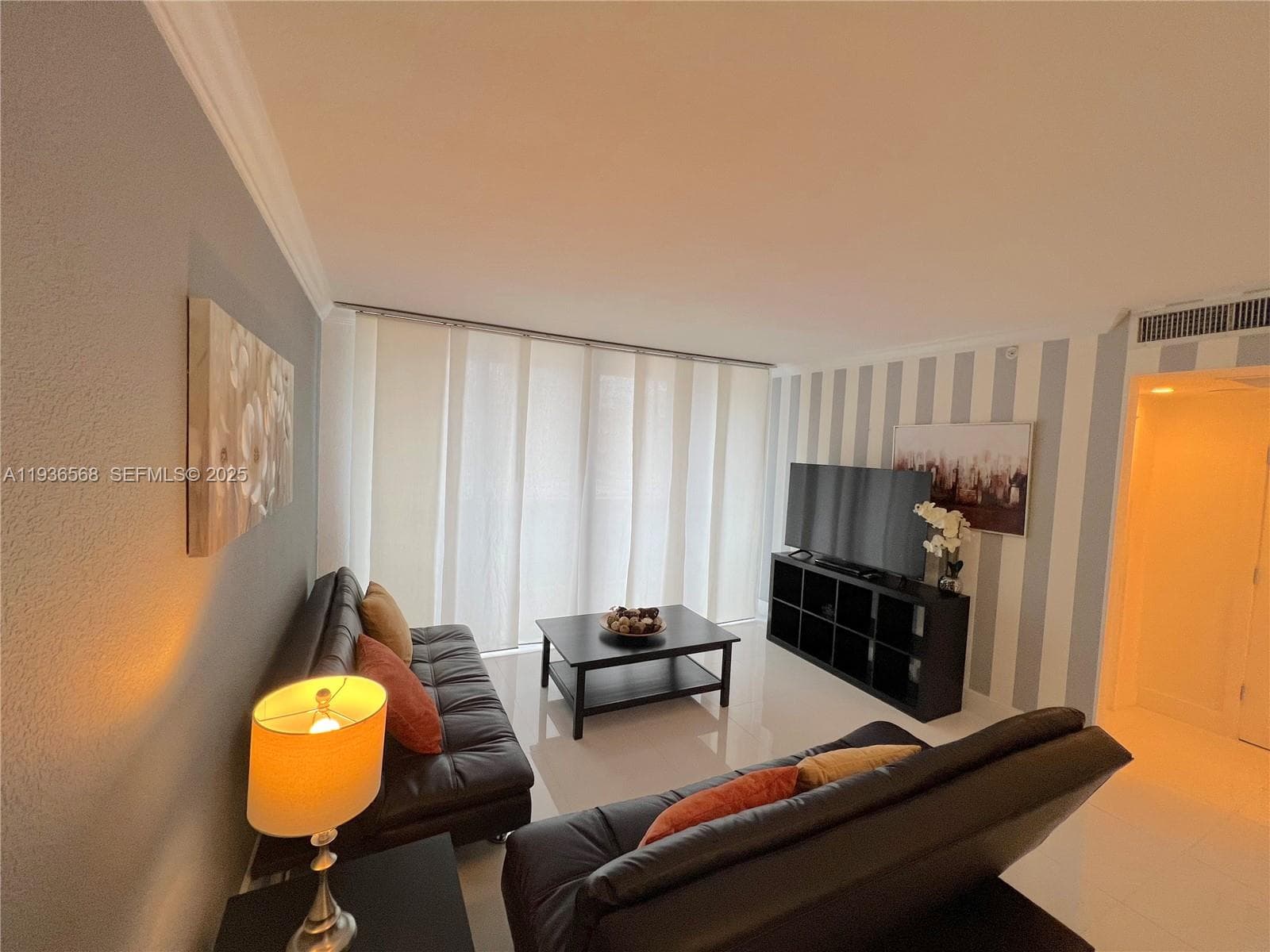 401 69th St # 304, Miami Beach FL 33141 — 10