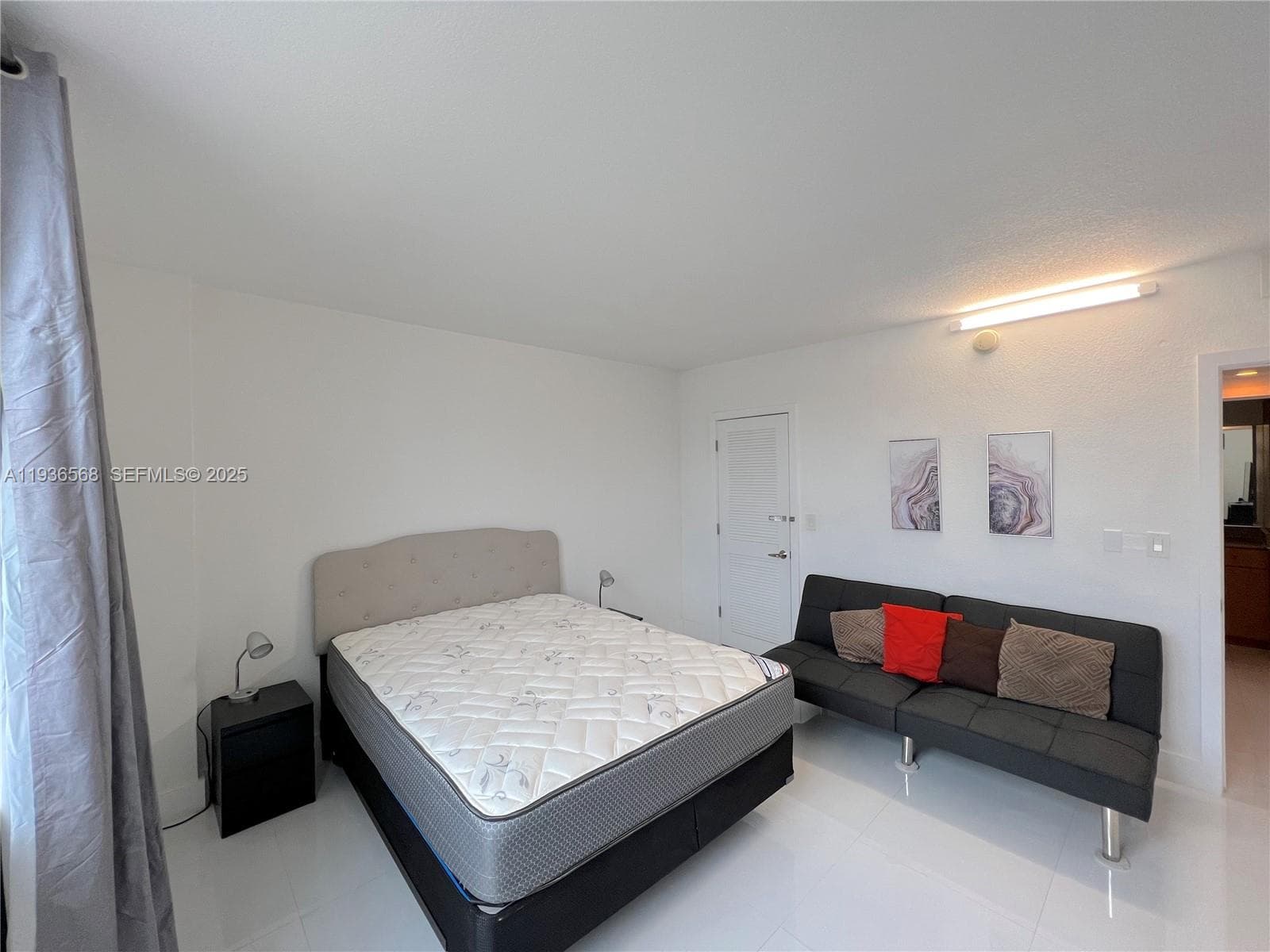 401 69th St # 304, Miami Beach FL 33141 — 19