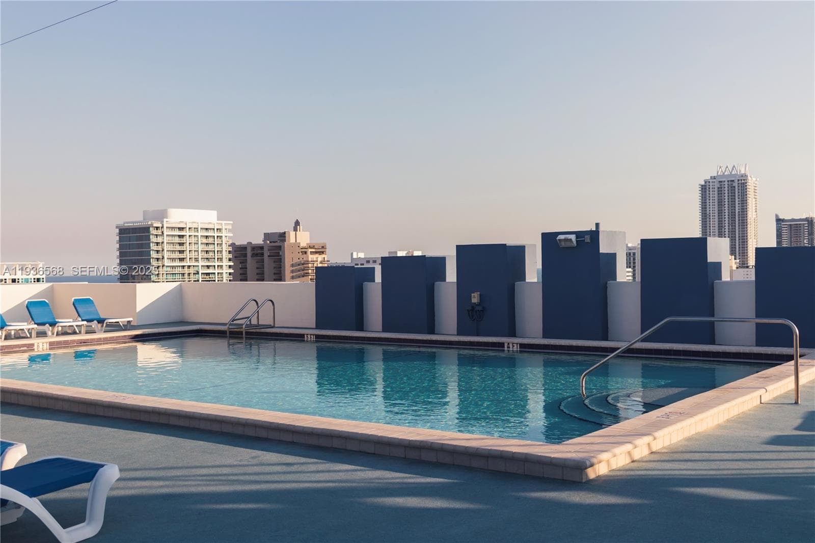 401 69th St # 304, Miami Beach FL 33141 — 29