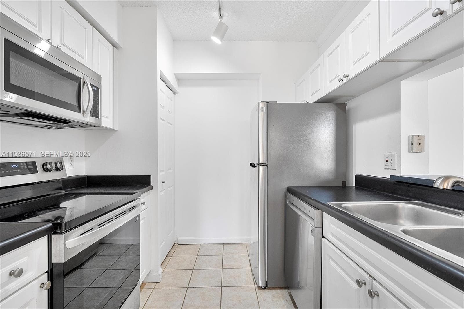 17150 N Bay Rd # 2619, Sunny Isles Beach FL 33160 — 10