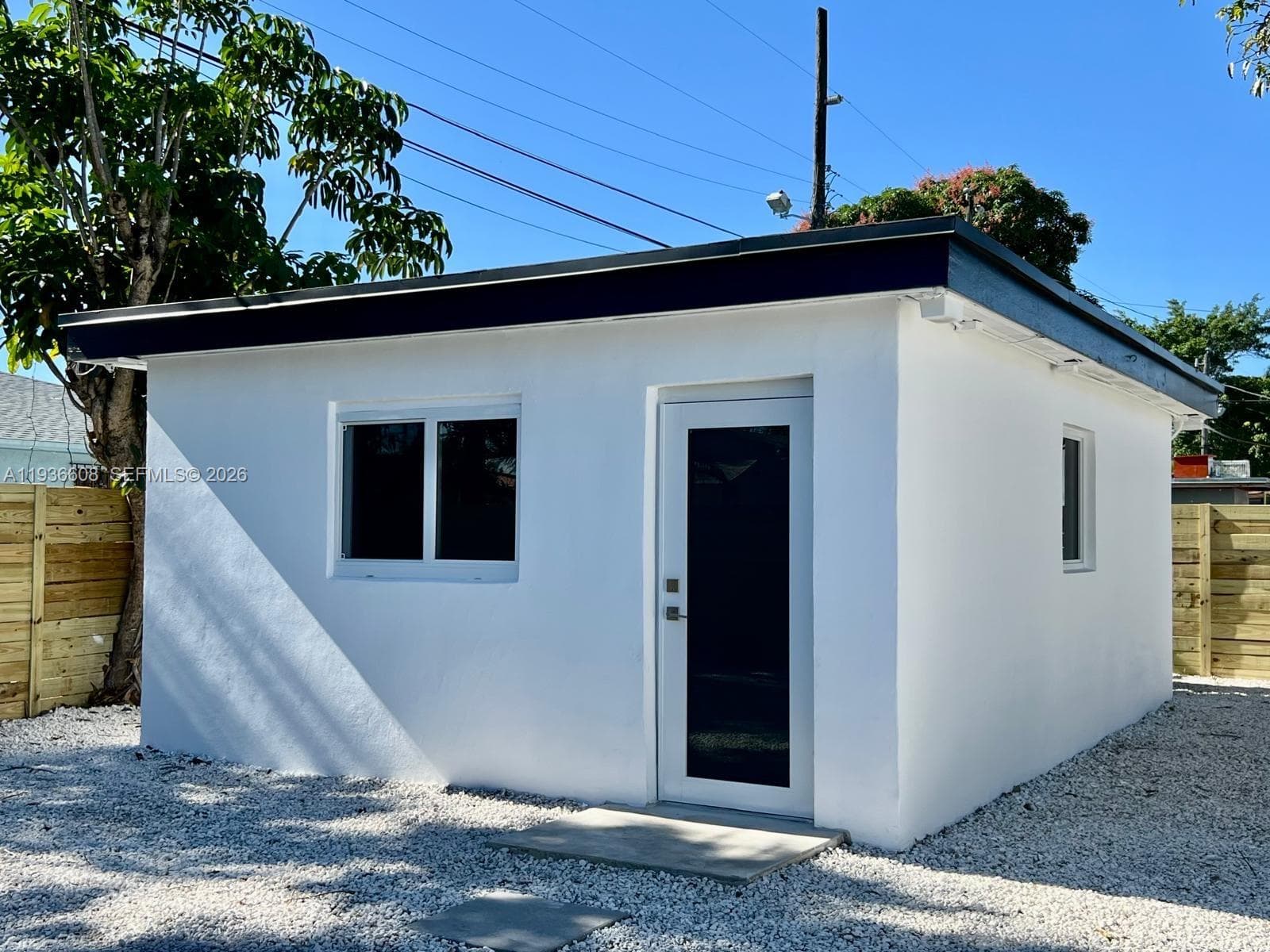 542 E 20th St, Hialeah FL 33013 — 30