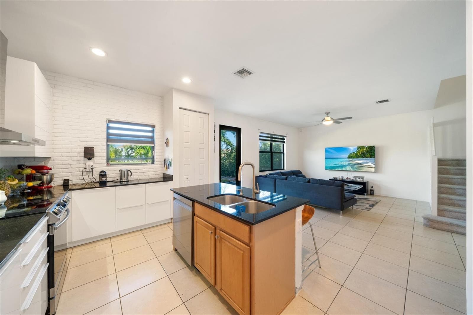 631 NE 191st Terrace, Miami FL 33179 — 3