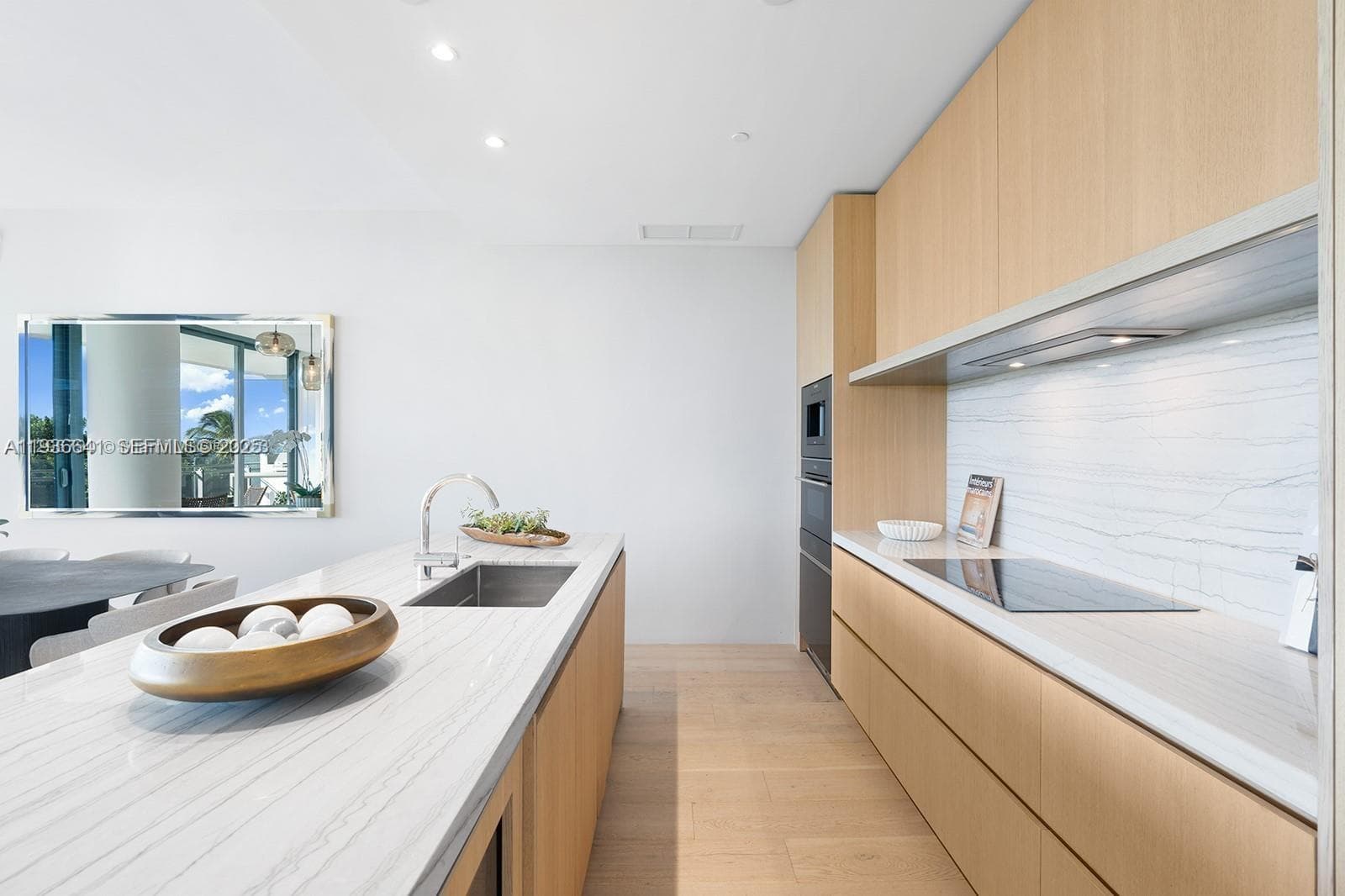 8701 Collins Ave # 404, Miami Beach FL 33154 — 7