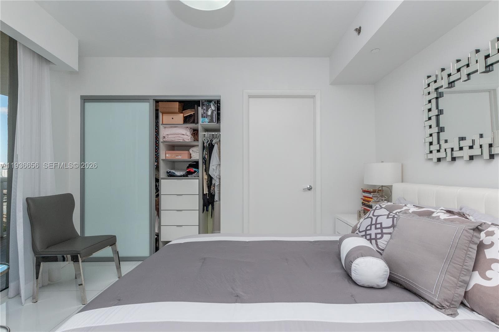 17201 Collins Ave # 1807, Sunny Isles Beach FL 33160 — 21