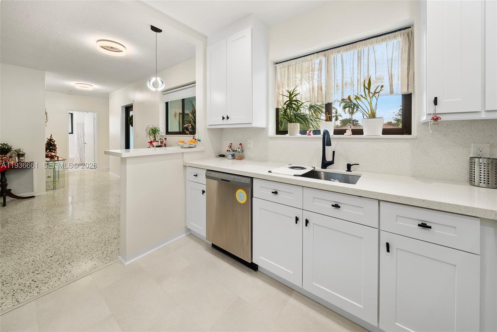 7517 Cutlass Ave, North Bay Village FL 33141 — 9