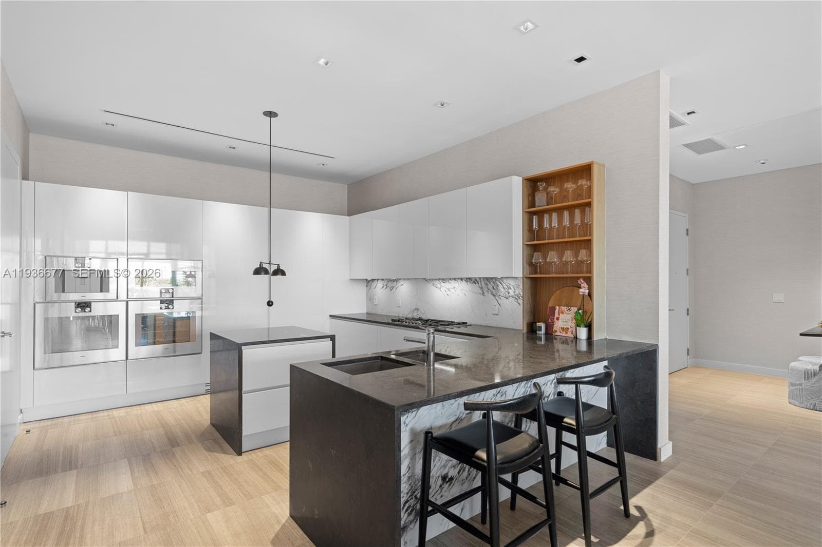 4701 N Meridian Ave # 304, Miami Beach FL 33140 — 22