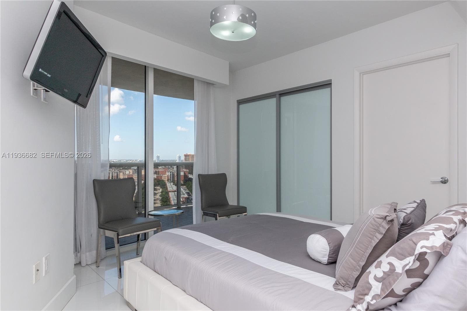 17201 Collins Ave # 1807, Sunny Isles Beach FL 33160 — 22