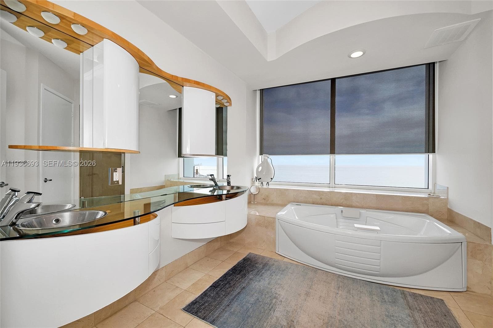 18101 Collins Ave # 1609, Sunny Isles Beach FL 33160 — 22