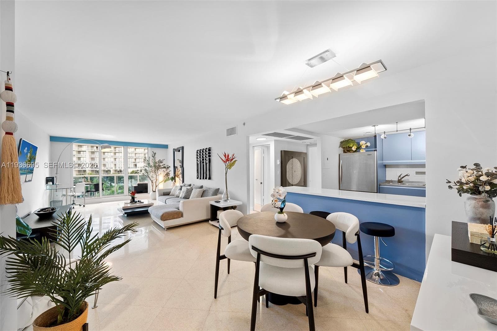 2301 Collins Ave # 408, Miami Beach FL 33139 — 2