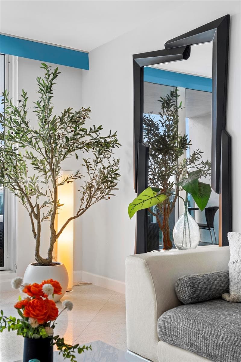 2301 Collins Ave # 408, Miami Beach FL 33139 — 17
