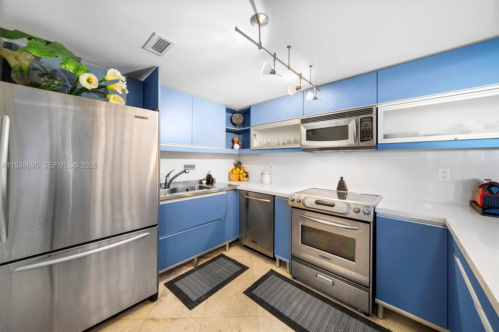 2301 Collins Ave # 408, Miami Beach FL 33139 — 3