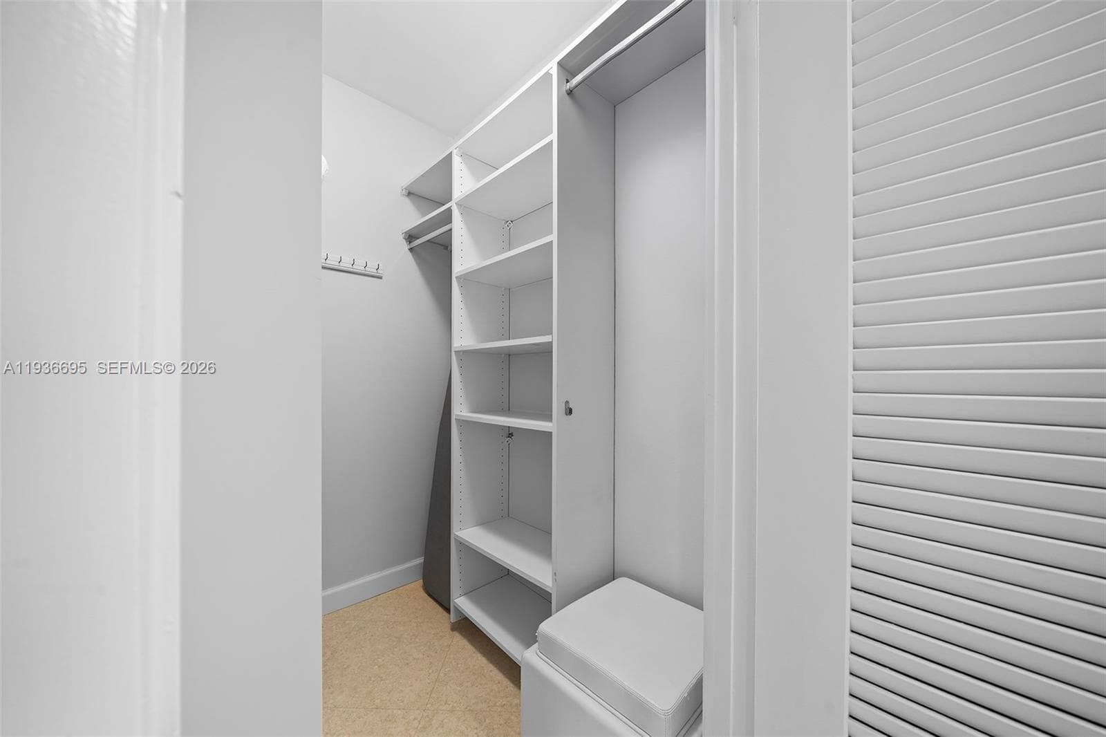 2301 Collins Ave # 408, Miami Beach FL 33139 — 33