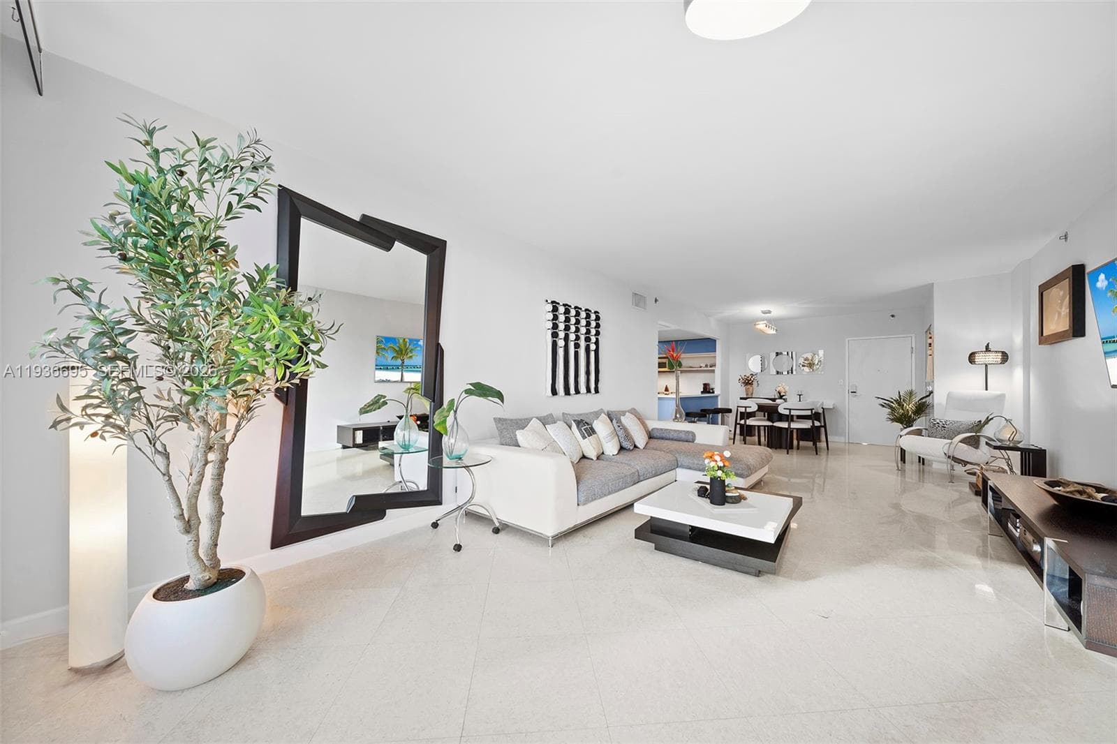 2301 Collins Ave # 408, Miami Beach FL 33139 — 51