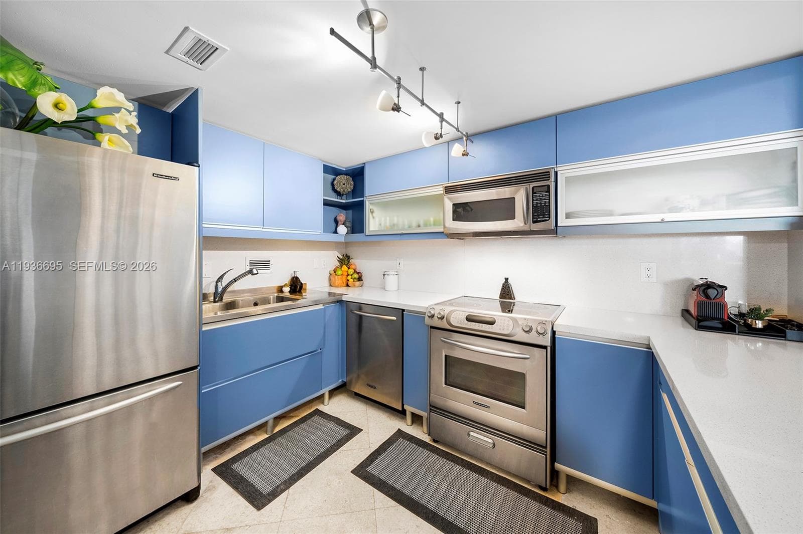 2301 Collins Ave # 408, Miami Beach FL 33139 — 8
