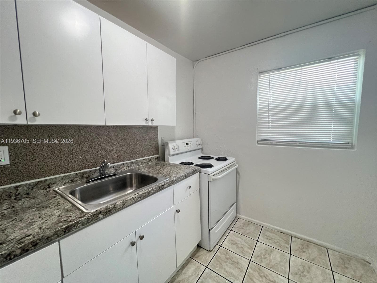 1948 NW 2nd Ct # 5, Miami FL 33136 — 6