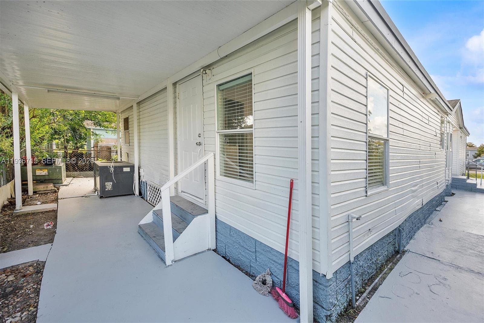 19800 SW 180th Ave Lot 222, Miami FL 33187 — 35