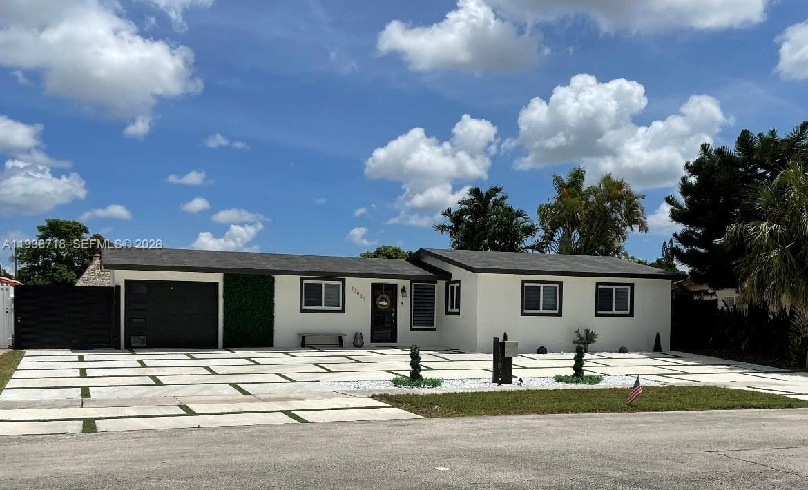 17831 NW 84th Ct, Miami FL 33015 — 2
