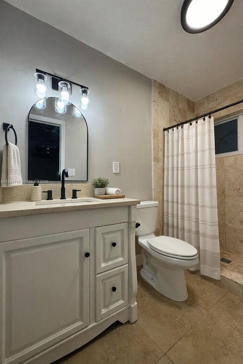 17831 NW 84th Ct, Miami FL 33015 — 21