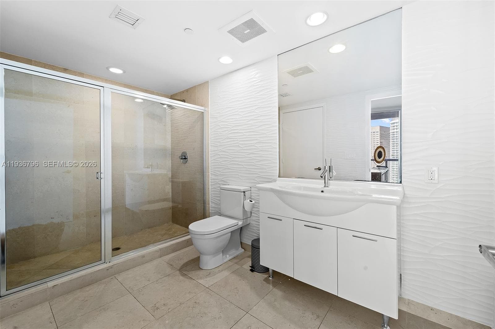 495 Brickell Ave # 2904, Miami FL 33131 — 18
