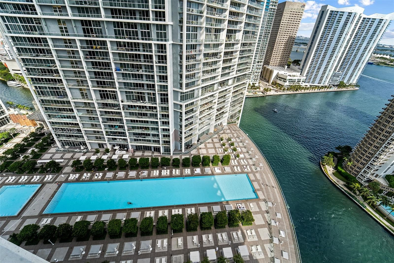 495 Brickell Ave # 2904, Miami FL 33131 — 25