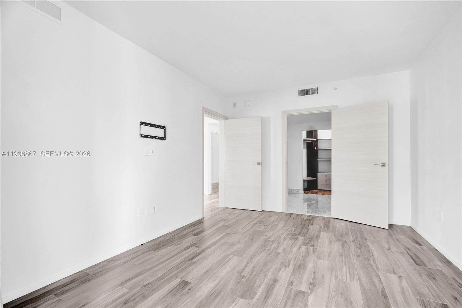 801 S Miami Ave # 2405, Miami FL 33130 — 17