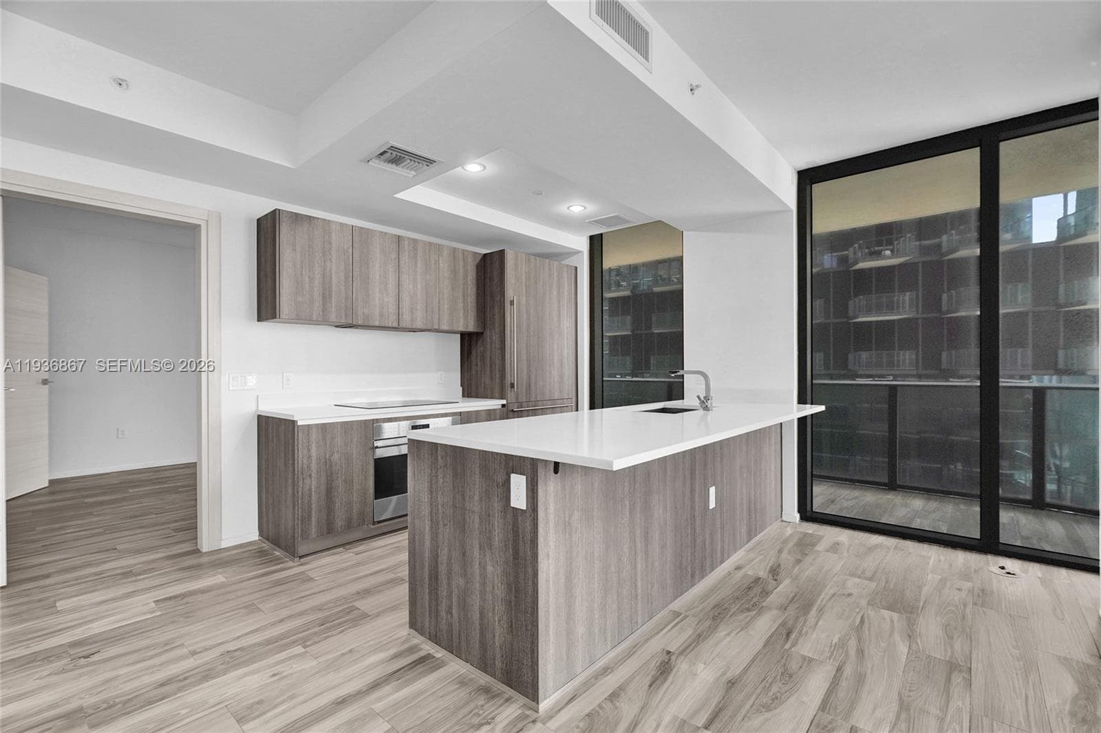 801 S Miami Ave # 2405, Miami FL 33130 — 5