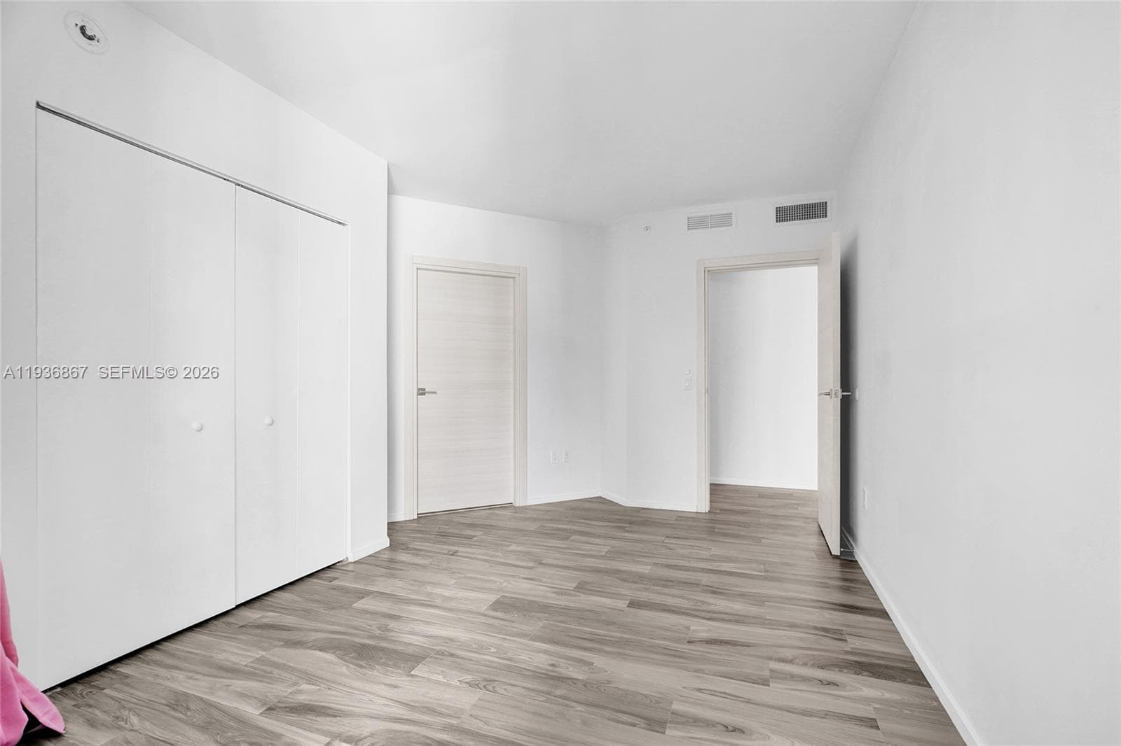 801 S Miami Ave # 2405, Miami FL 33130 — 24