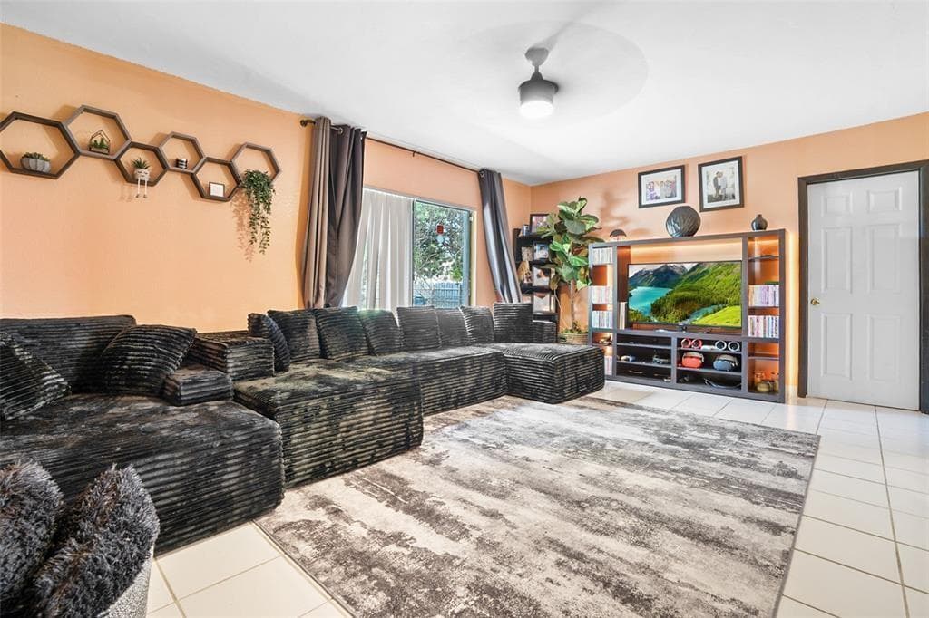 20239 NW 33rd Court, Miami Gardens FL 33056 — 16