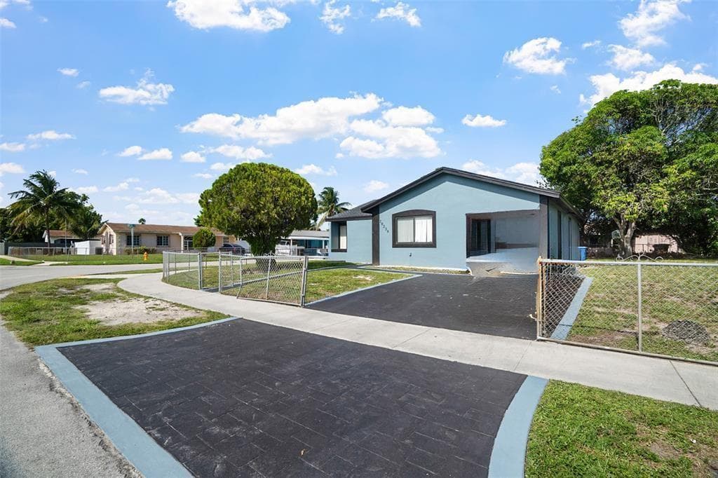 20239 NW 33rd Court, Miami Gardens FL 33056 — 3