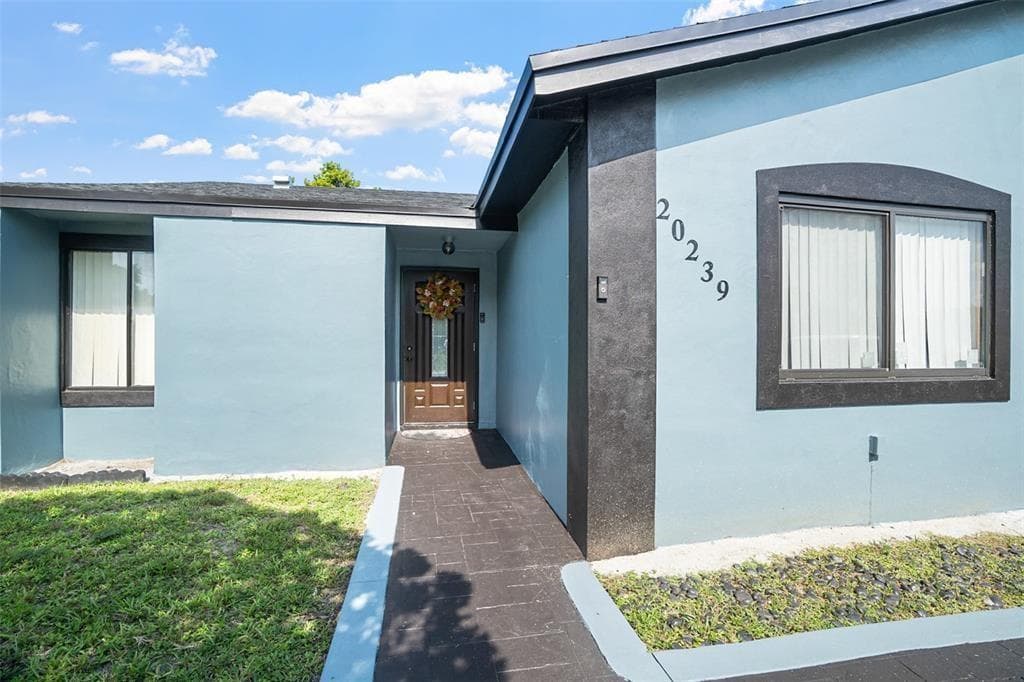 20239 NW 33rd Court, Miami Gardens FL 33056 — 32