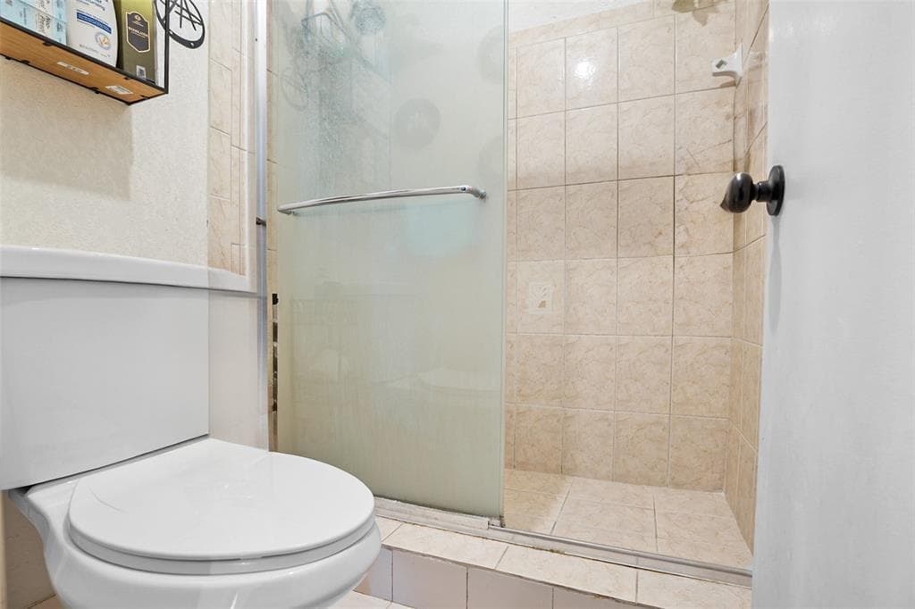 20239 NW 33rd Court, Miami Gardens FL 33056 — 25