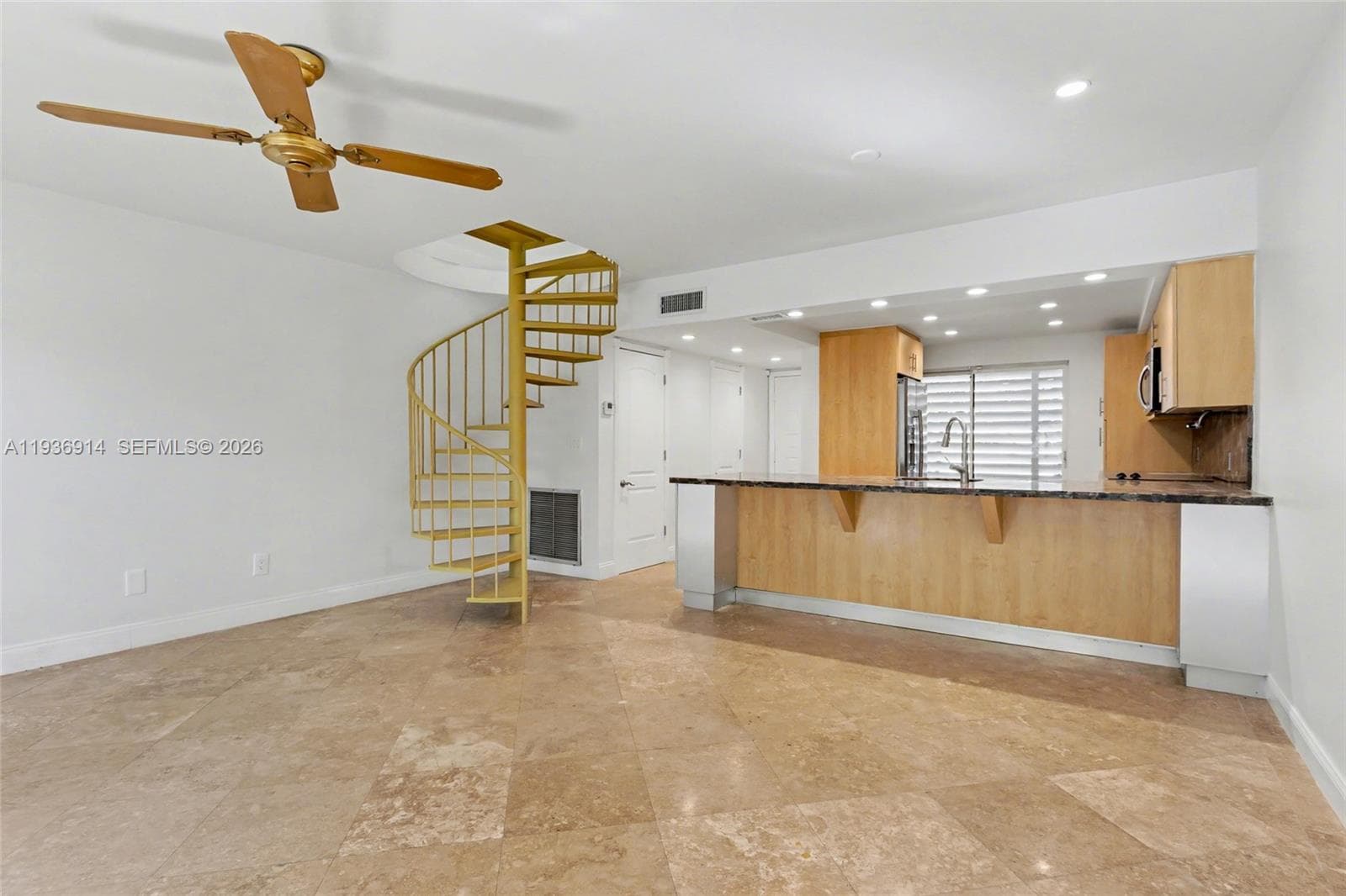 523 NE 38th St # 6, Miami FL 33137 — 3