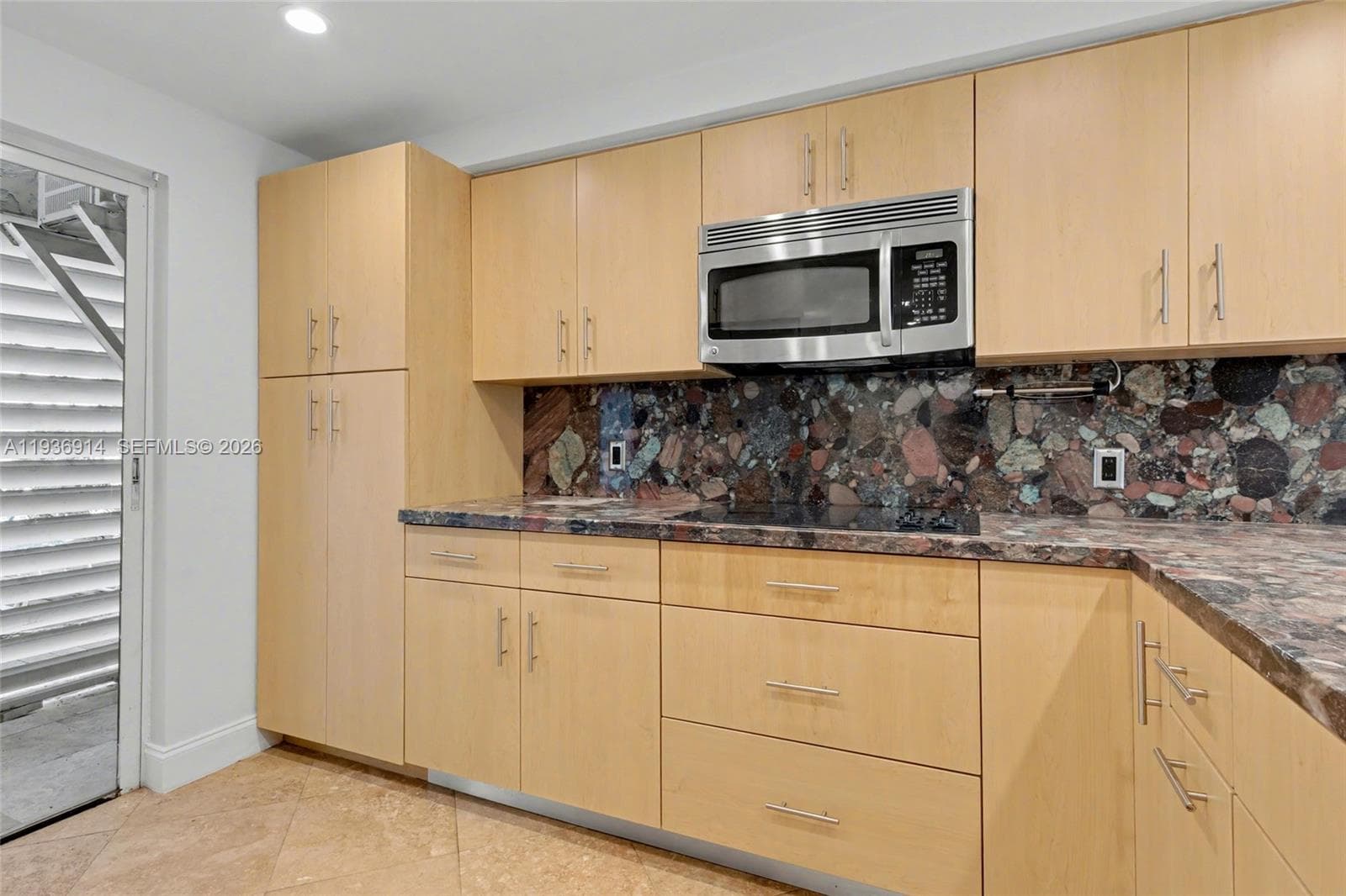 523 NE 38th St # 6, Miami FL 33137 — 10
