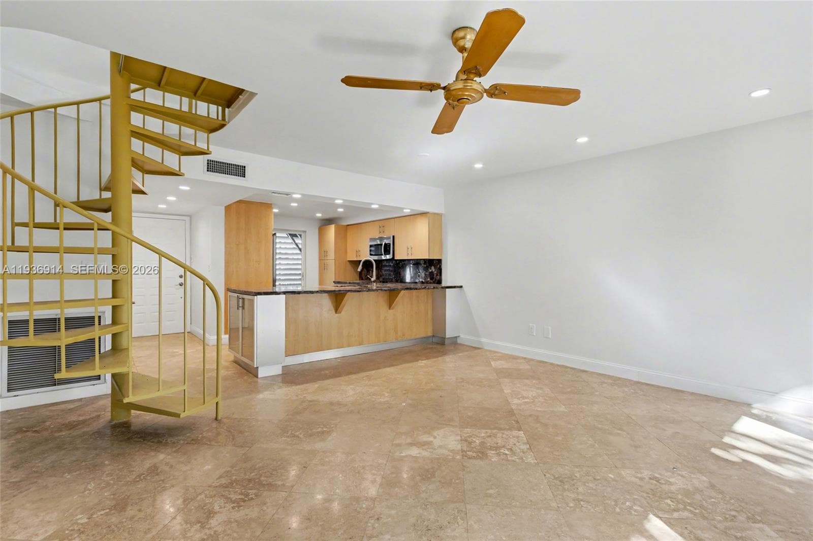 523 NE 38th St # 6, Miami FL 33137 — 14