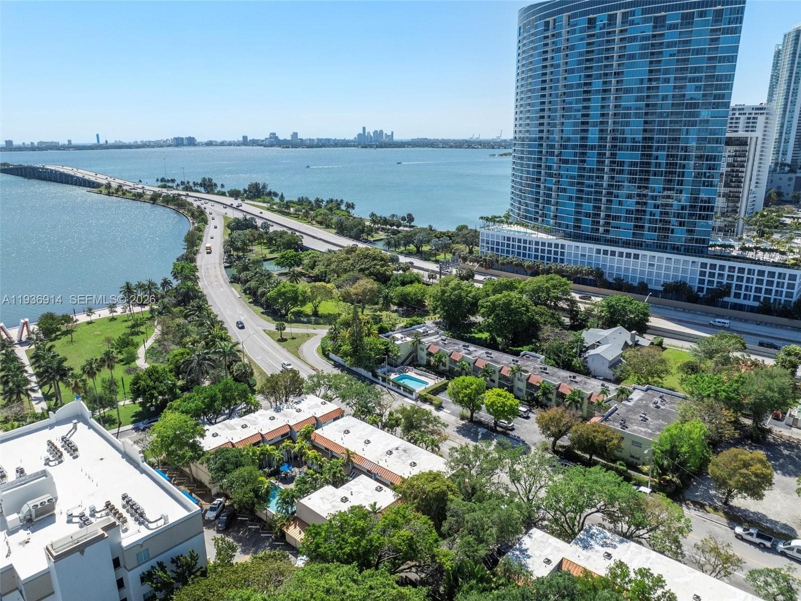 523 NE 38th St # 6, Miami FL 33137 — 50