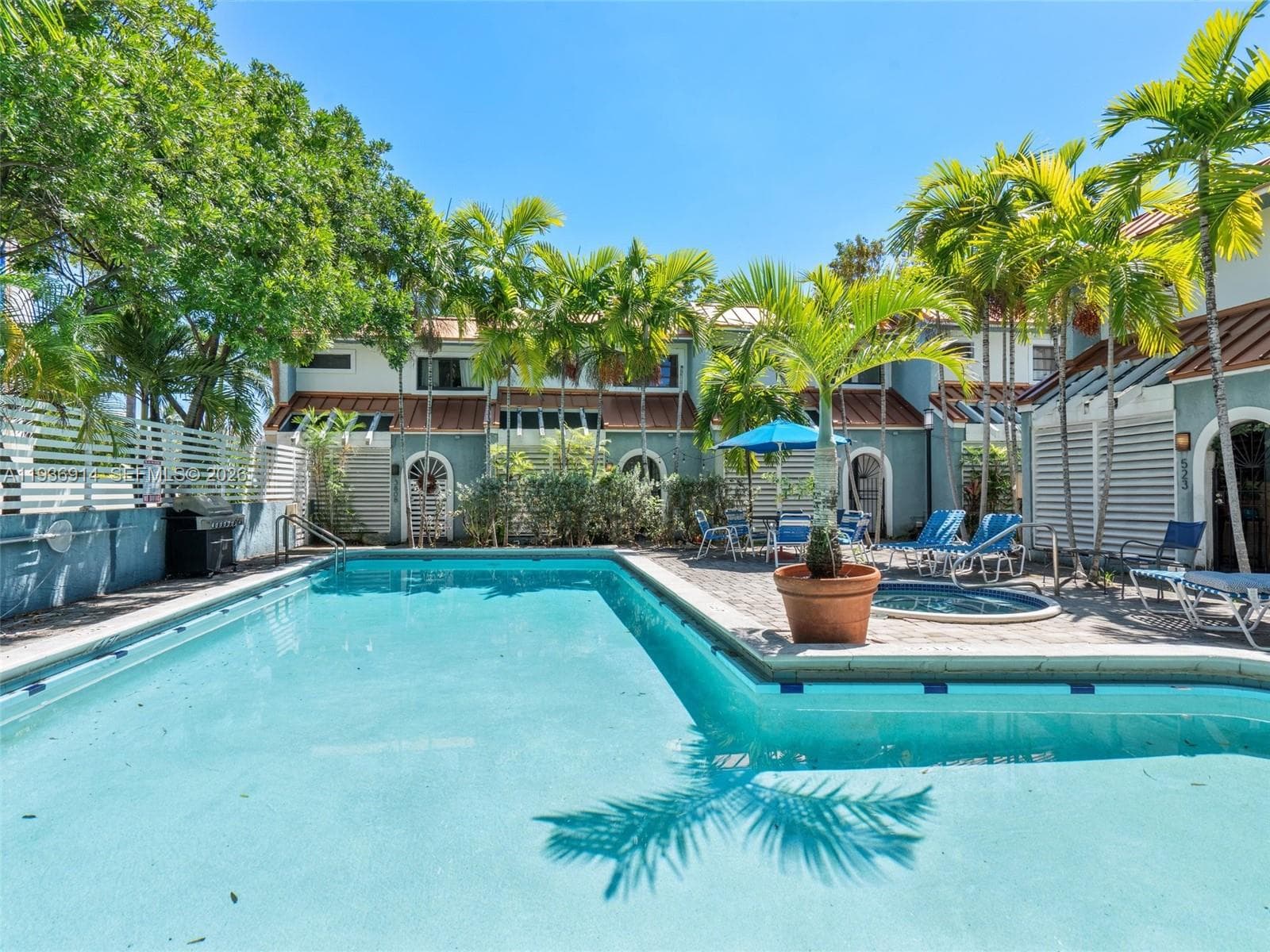 523 NE 38th St # 6, Miami FL 33137 — 40