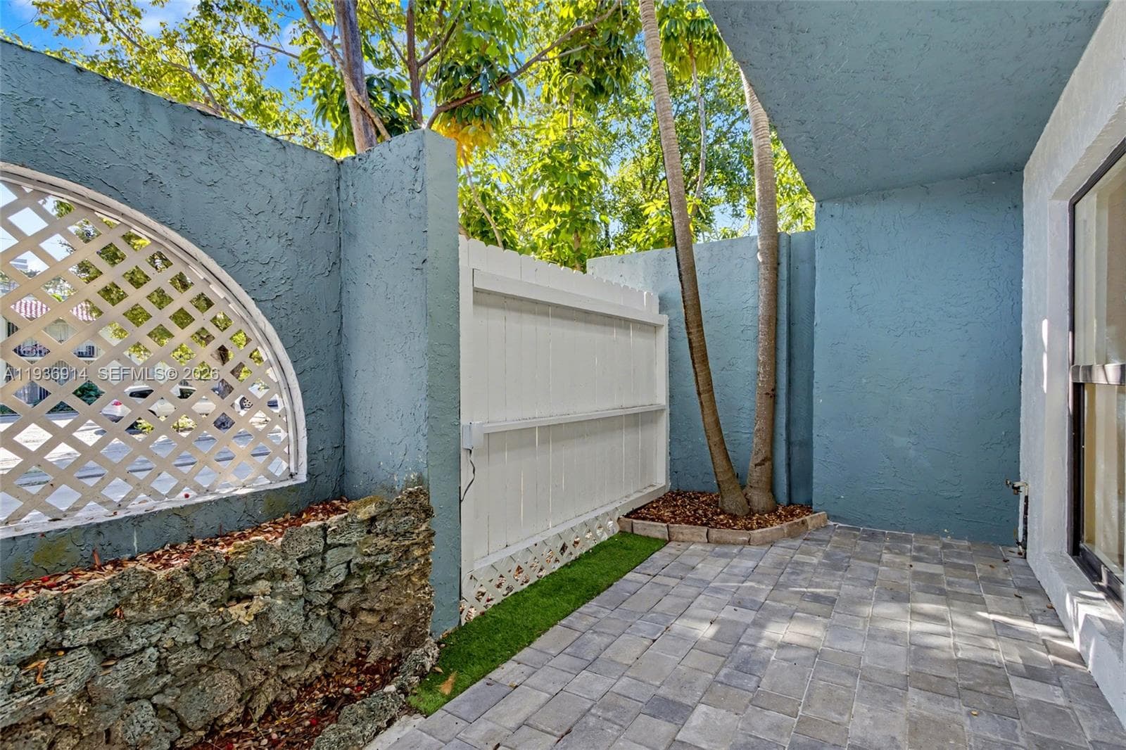 523 NE 38th St # 6, Miami FL 33137 — 8