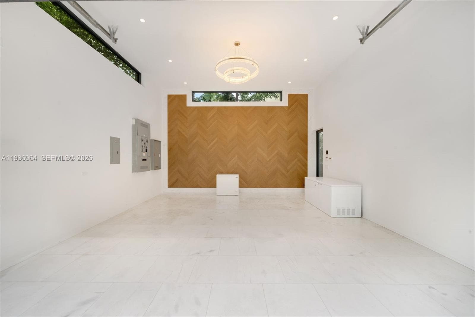 503 E Dilido Dr, Miami Beach FL 33139 — 62