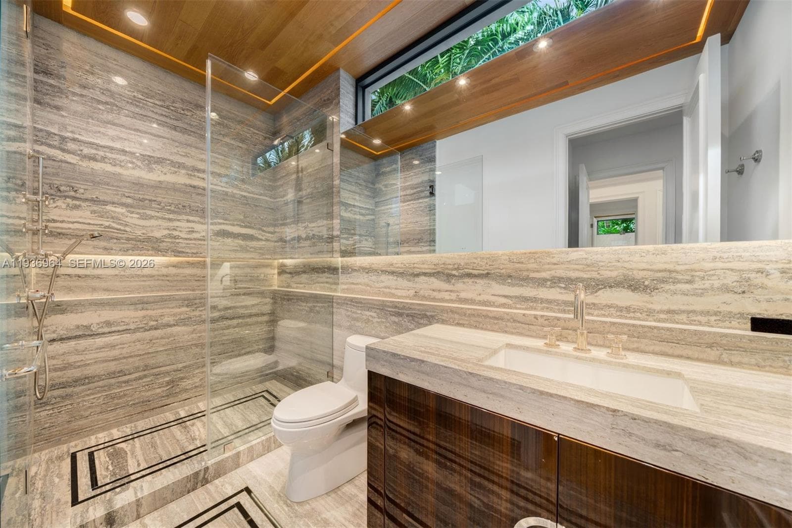 503 E Dilido Dr, Miami Beach FL 33139 — 40